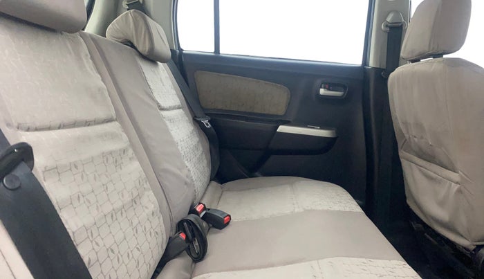 2015 Maruti Wagon R 1.0 VXI, Petrol, Manual, 1,11,800 km, Right Side Rear Door Cabin