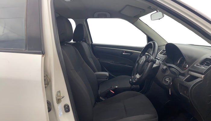 2016 Maruti Swift VDI, Diesel, Manual, 97,238 km, Right Side Front Door Cabin