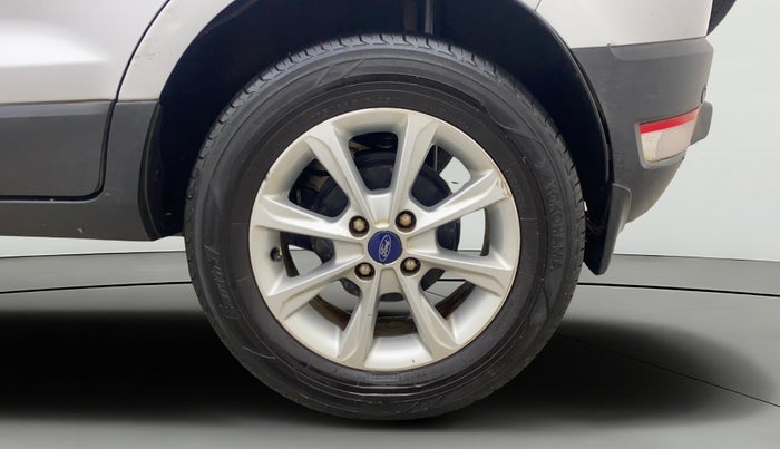 2018 Ford Ecosport TITANIUM 1.5L DIESEL, Diesel, Manual, 1,05,406 km, Left Rear Wheel