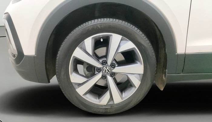 2023 Volkswagen TAIGUN  Topline 1.0 TSI AT (Electric Seats), Petrol, Automatic, 28,732 km, Left Front Wheel