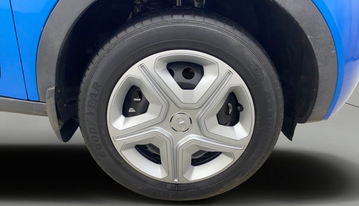2019 Tata NEXON XM PETROL, Petrol, Manual, 48,573 km, Right Front Wheel