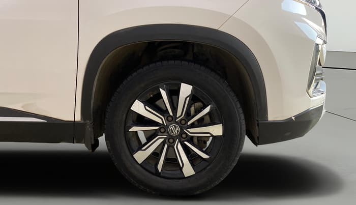 2020 MG HECTOR SHARP 1.5 DCT PETROL, Petrol, Automatic, 20,106 km, Right Front Wheel