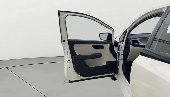 2021 Tata ALTROZ XT PETROL, CNG, Manual, 1,23,026 km, LHS Front Door