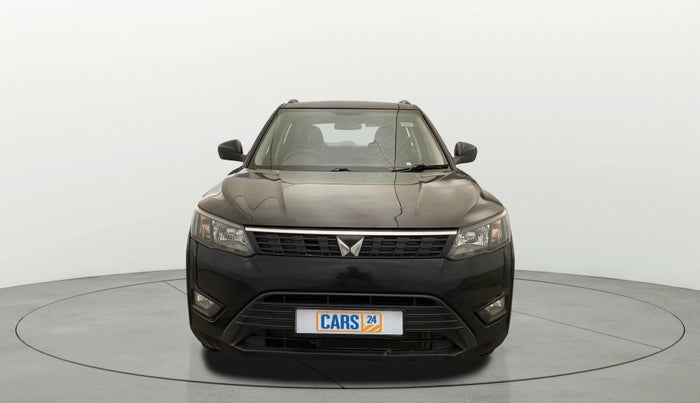 2023 Mahindra XUV300 W4 1.2 PETROL, Petrol, Manual, 52,472 km, Front