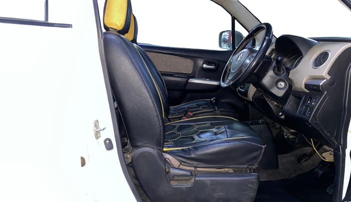 2014 Maruti Wagon R 1.0 VXI, Petrol, Manual, 1,25,276 km, Right Side Front Door Cabin
