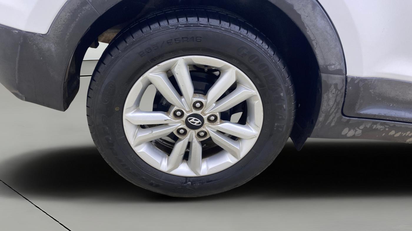 2016 Hyundai Creta SX PLUS 1.6 PETROL, Petrol, Manual, 72,937 km, Right Rear Wheel