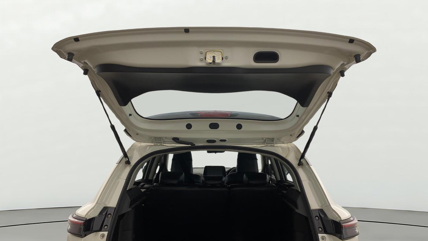 2025 Maruti Grand Vitara SIGMA SMART HYBRID, Petrol, Manual, 4,491 km, Boot Door Open