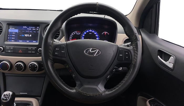 2017 Hyundai Xcent SX 1.2, Petrol, Manual, 1,17,873 km, Steering Wheel Close Up