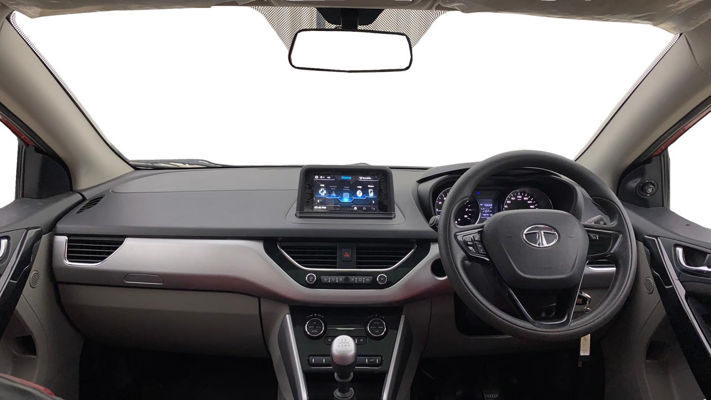 2018 Tata NEXON XZ PETROL, Petrol, Manual, 40,750 km, Dashboard