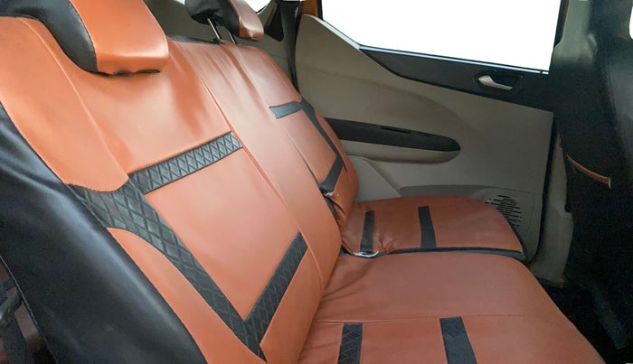 2022 Renault TRIBER RXZ, Petrol, Manual, 72,311 km, Right Side Rear Door Cabin