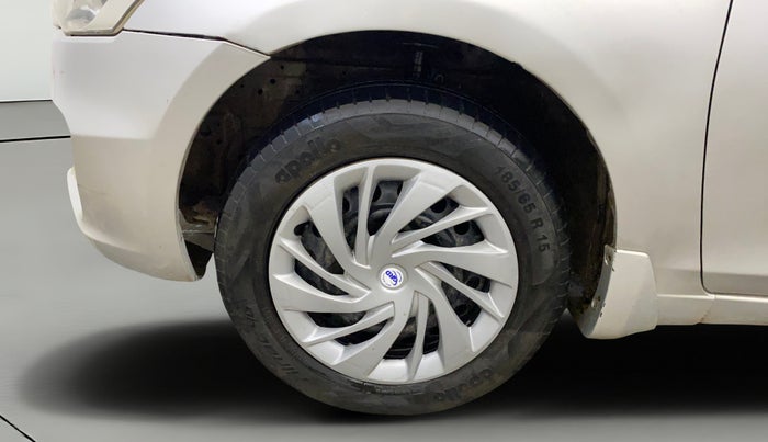 2016 Maruti Ciaz VXI, Petrol, Manual, 1,20,432 km, Left Front Wheel