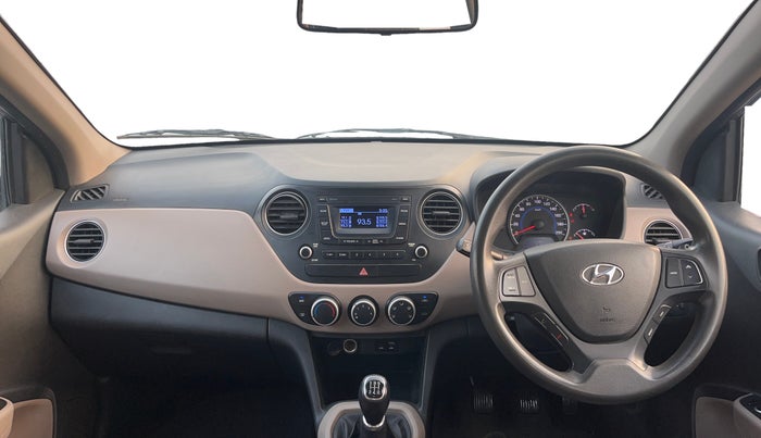 2016 Hyundai Grand i10 SPORTZ 1.2 KAPPA VTVT, Petrol, Manual, 48,070 km, Dashboard