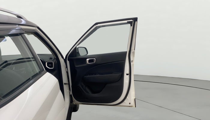 2019 Hyundai VENUE SX PLUS 1.0 TURBO DCT, Petrol, Automatic, 30,332 km, RHS Front Door