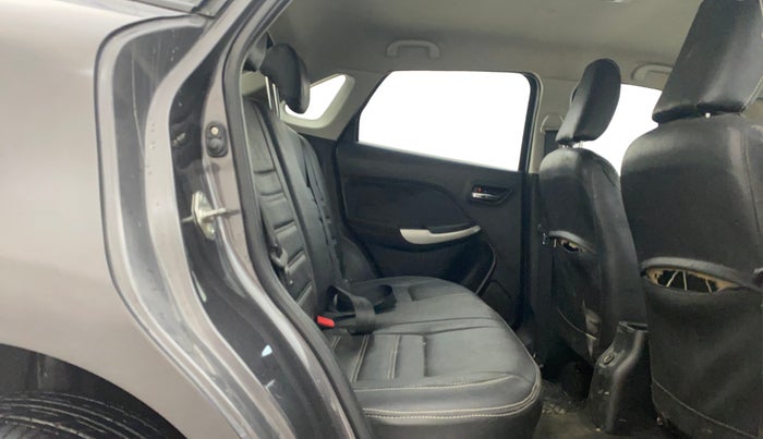 2016 Maruti Baleno DELTA PETROL 1.2, Petrol, Manual, 38,031 km, Right Side Rear Door Cabin