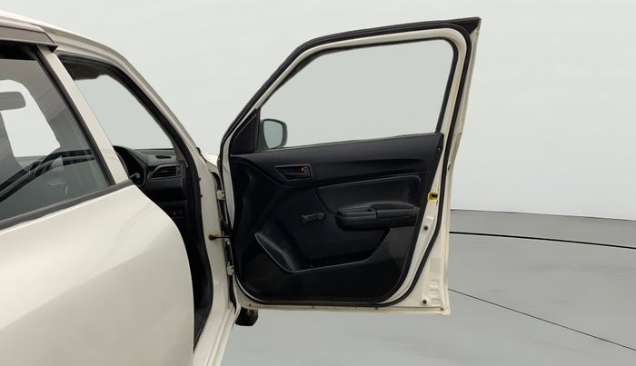 2019 Maruti Swift LXI, Petrol, Manual, 69,563 km, RHS Front Door