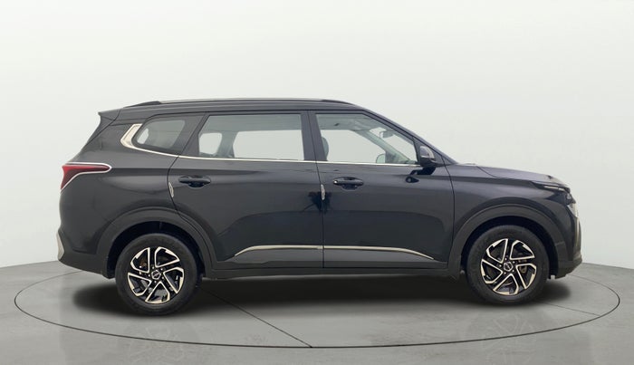 2022 KIA CARENS PRESTIGE PLUS 1.4 PETROL 7 STR, Petrol, Manual, 37,844 km, Right Side View