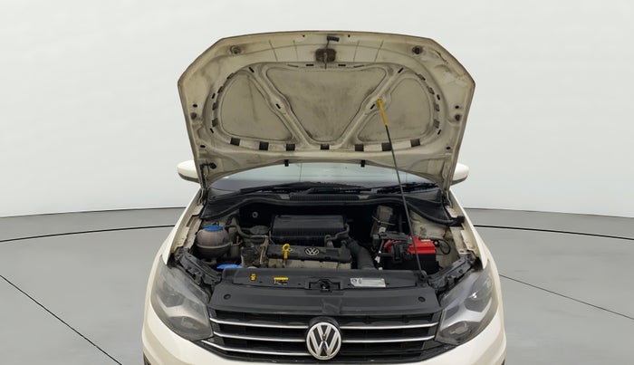 2016 Volkswagen Vento HIGHLINE 1.6 MPI, Petrol, Manual, 72,000 km, Open Bonet