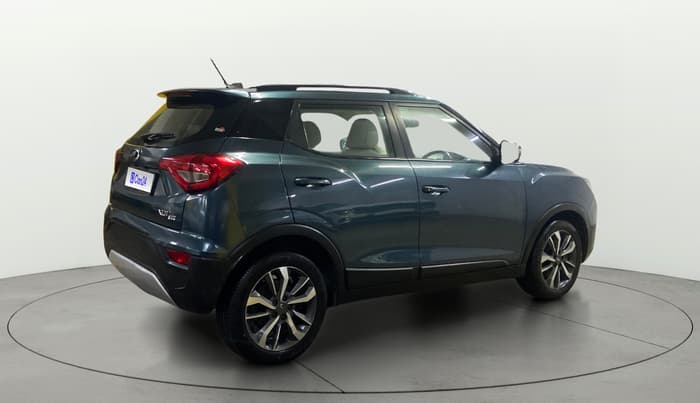 2021 Mahindra XUV300 W8 (O) 1.2 PETROL AMT, Petrol, Automatic, 91,580 km, Right Back Diagonal