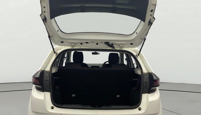 2020 Tata ALTROZ XE PETROL, Petrol, Manual, 72,750 km, Boot Door Open