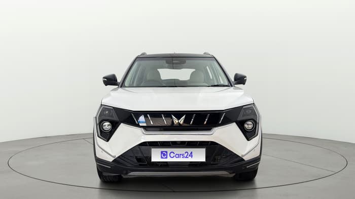 2025 Mahindra XUV 3XO AX7L 1.2 Petrol AT, Petrol, Automatic, 24,927 km, Front