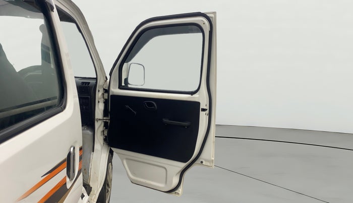 2021 Maruti Eeco 7 STR, Petrol, Manual, 61,159 km, RHS Front Door