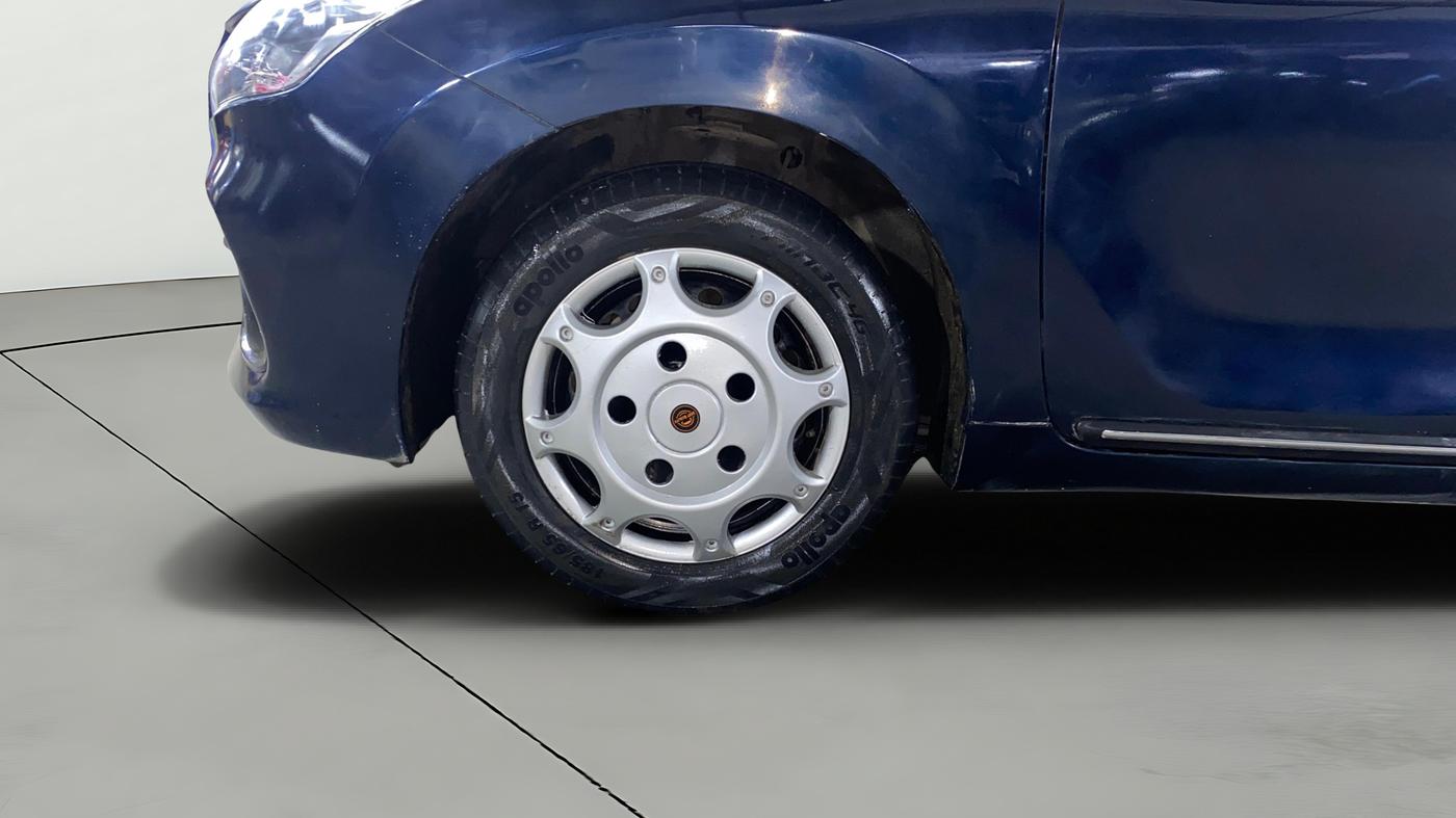 2022 Maruti Baleno DELTA PETROL 1.2, Petrol, Manual, 30,672 km, Left Front Wheel