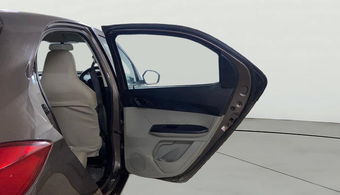 2018 Tata Tiago XT PETROL, CNG, Manual, 61,356 km, RHS Rear Door