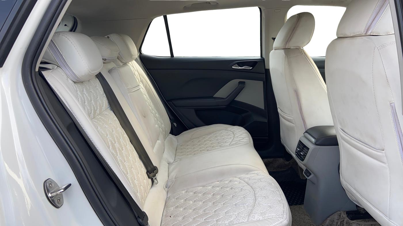 2021 Skoda KUSHAQ STYLE 1.0L TSI AT, Petrol, Automatic, 41,889 km, Right Side Rear Door Cabin