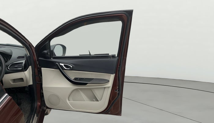 2022 Tata TIGOR XZ PLUS CNG, CNG, Manual, 70,690 km, RHS Front Door