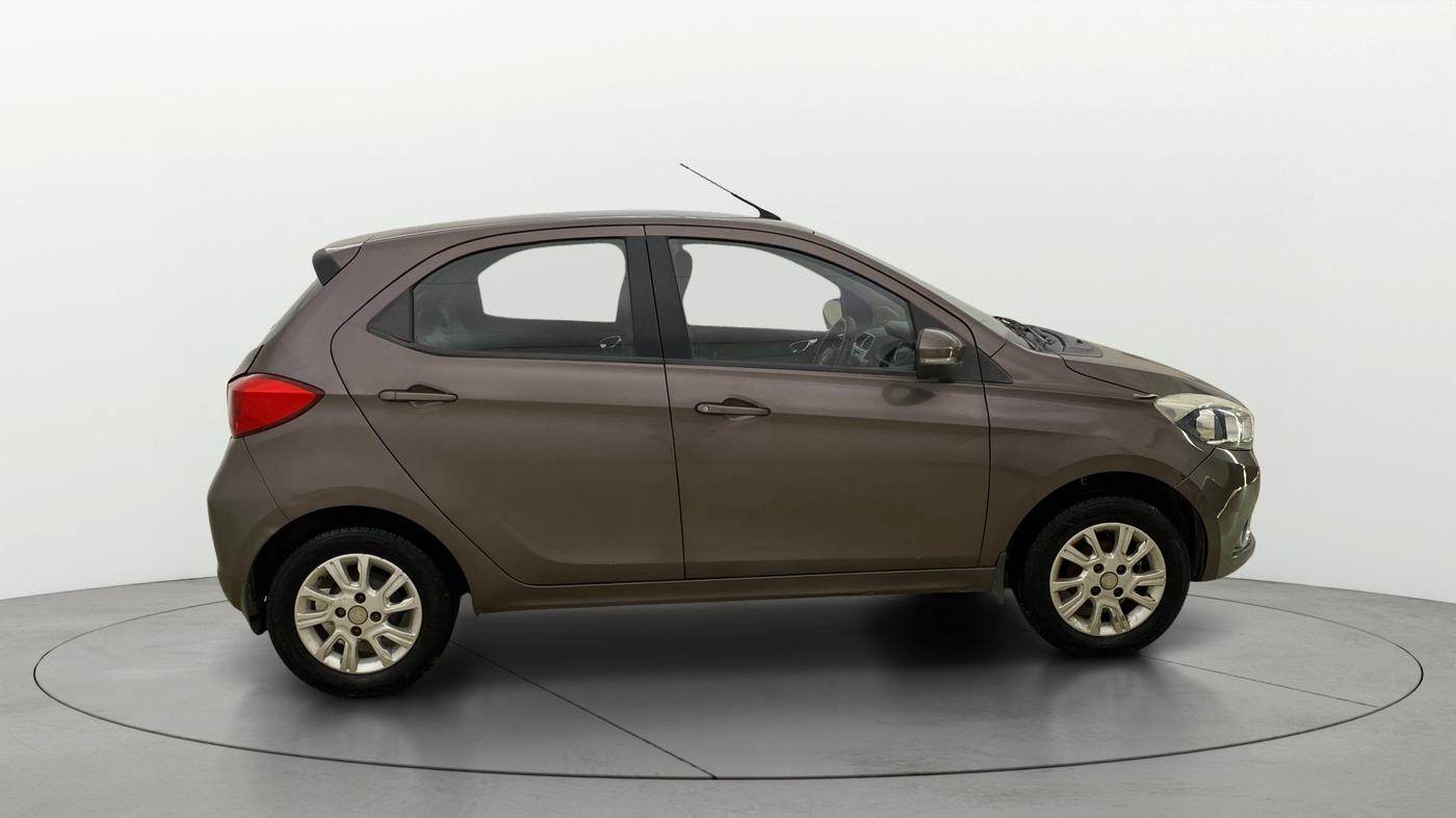 2017 Tata Tiago XZ PETROL, Petrol, Manual, 60,691 km, Right Side View