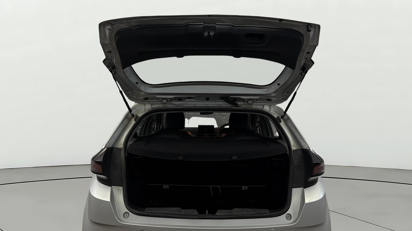 2020 Tata ALTROZ XM PETROL, Petrol, Manual, 52,569 km, Boot Door Open