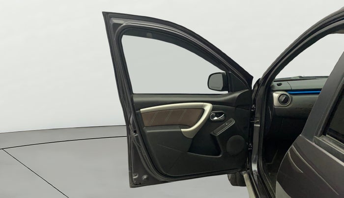 2019 Renault Duster 110 PS RXZ DIESEL, Diesel, Manual, 1,15,893 km, LHS Front Door