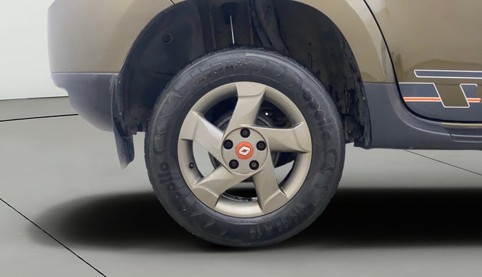 2016 Renault Duster 85 PS RXL DIESEL, Diesel, Manual, 76,902 km, Right Rear Wheel