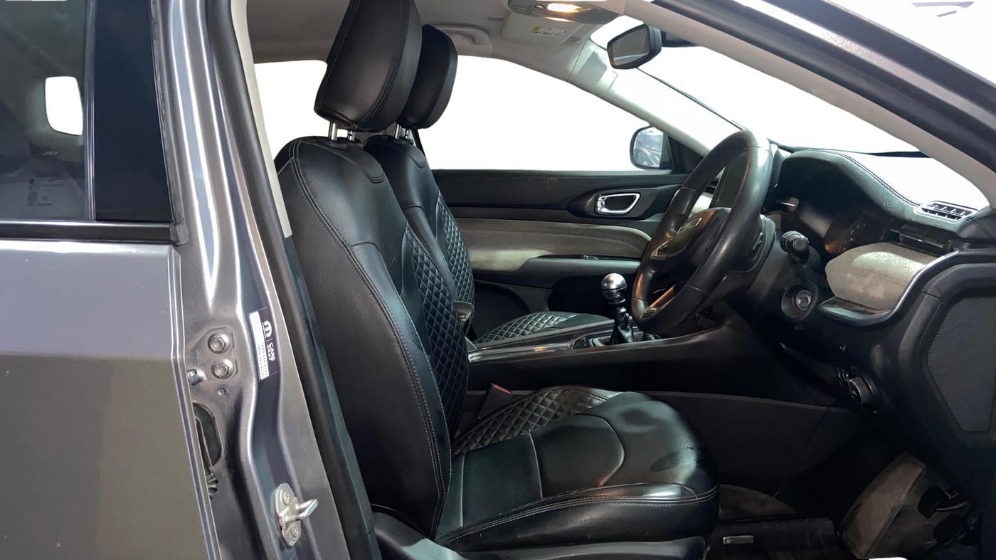 2021 Jeep Compass SPORT 1.4 PETROL, Petrol, Manual, 98,240 km, Right Side Front Door Cabin
