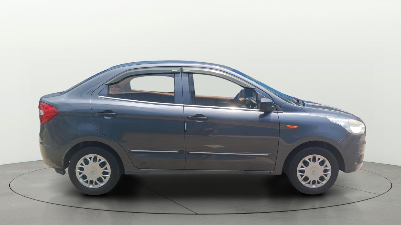 2016 Ford Figo Aspire AMBIENTE 1.2 PETROL, Petrol, Manual, 73,652 km, Right Side View