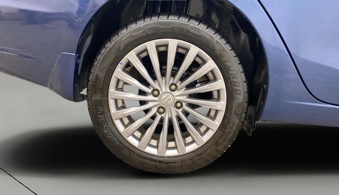 2017 Maruti Ciaz ALPHA 1.4 PETROL, Petrol, Manual, 67,189 km, Right Rear Wheel