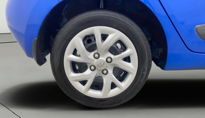 2019 Hyundai Grand i10 SPORTZ 1.2 KAPPA VTVT, Petrol, Manual, 27,746 km, Right Rear Wheel