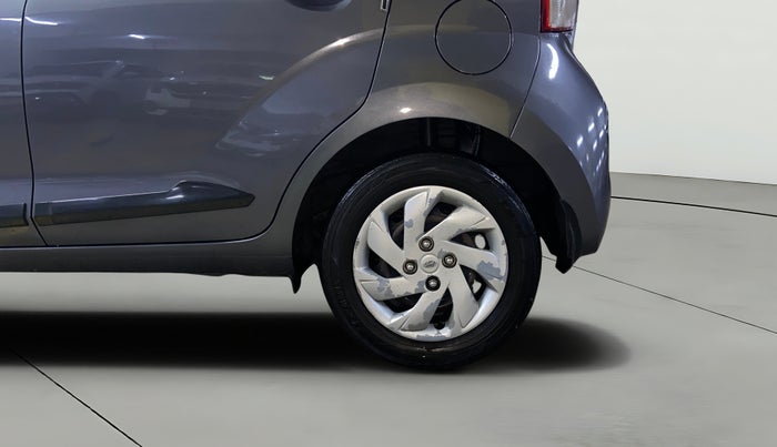 2018 Hyundai NEW SANTRO SPORTZ MT, CNG, Manual, 1,12,297 km, Left Rear Wheel