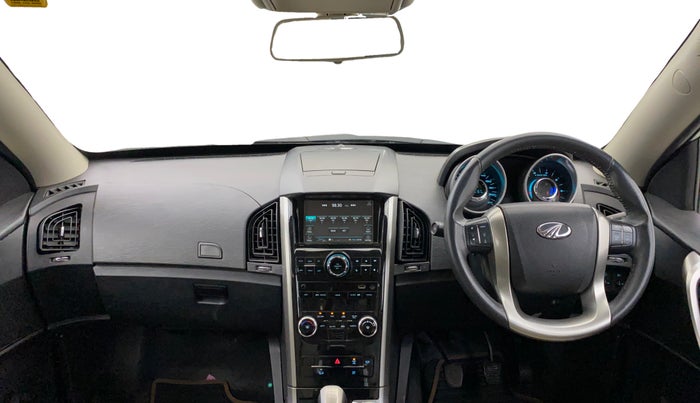2021 Mahindra XUV500 W9, Diesel, Manual, 1,00,157 km, Dashboard