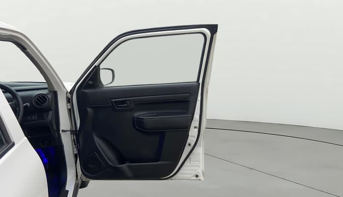 2023 Maruti S PRESSO VXI (O) AMT, Petrol, Automatic, 13,383 km, RHS Front Door