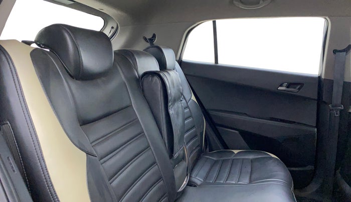 2015 Hyundai Creta S 1.6 PETROL, Petrol, Manual, 90,066 km, Right Side Rear Door Cabin