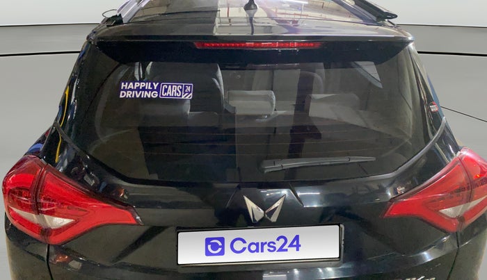 2023 Mahindra XUV300 W8 (O) 1.2 PETROL, Petrol, Manual, 27,501 km, Rear Windshield