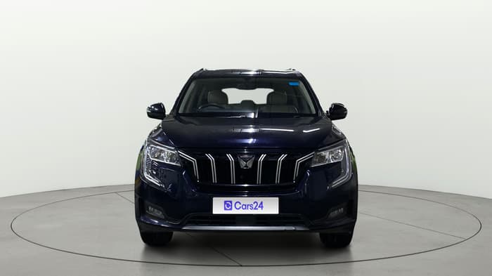 2022 Mahindra XUV700 AX 3 P MT 5 STR, Petrol, Manual, 74,579 km, Front