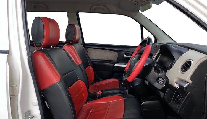 2014 Maruti Wagon R 1.0 VXI, Petrol, Manual, 70,654 km, Right Side Front Door Cabin