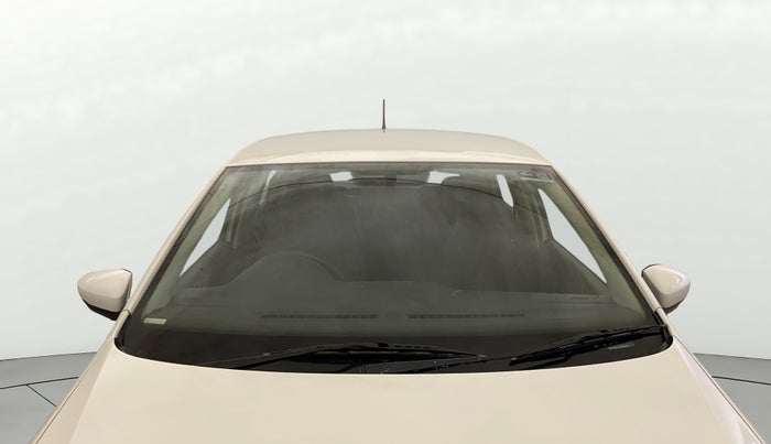 2016 Volkswagen Polo COMFORTLINE 1.2L, Petrol, Manual, 88,927 km, Front Windshield