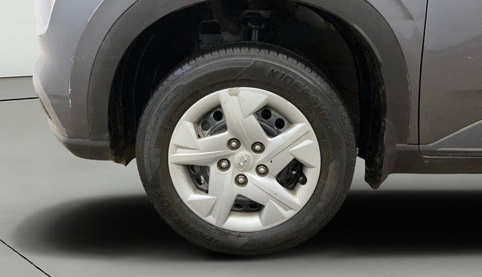 2021 Hyundai VENUE S 1.2, Petrol, Manual, 30,315 km, Left Front Wheel