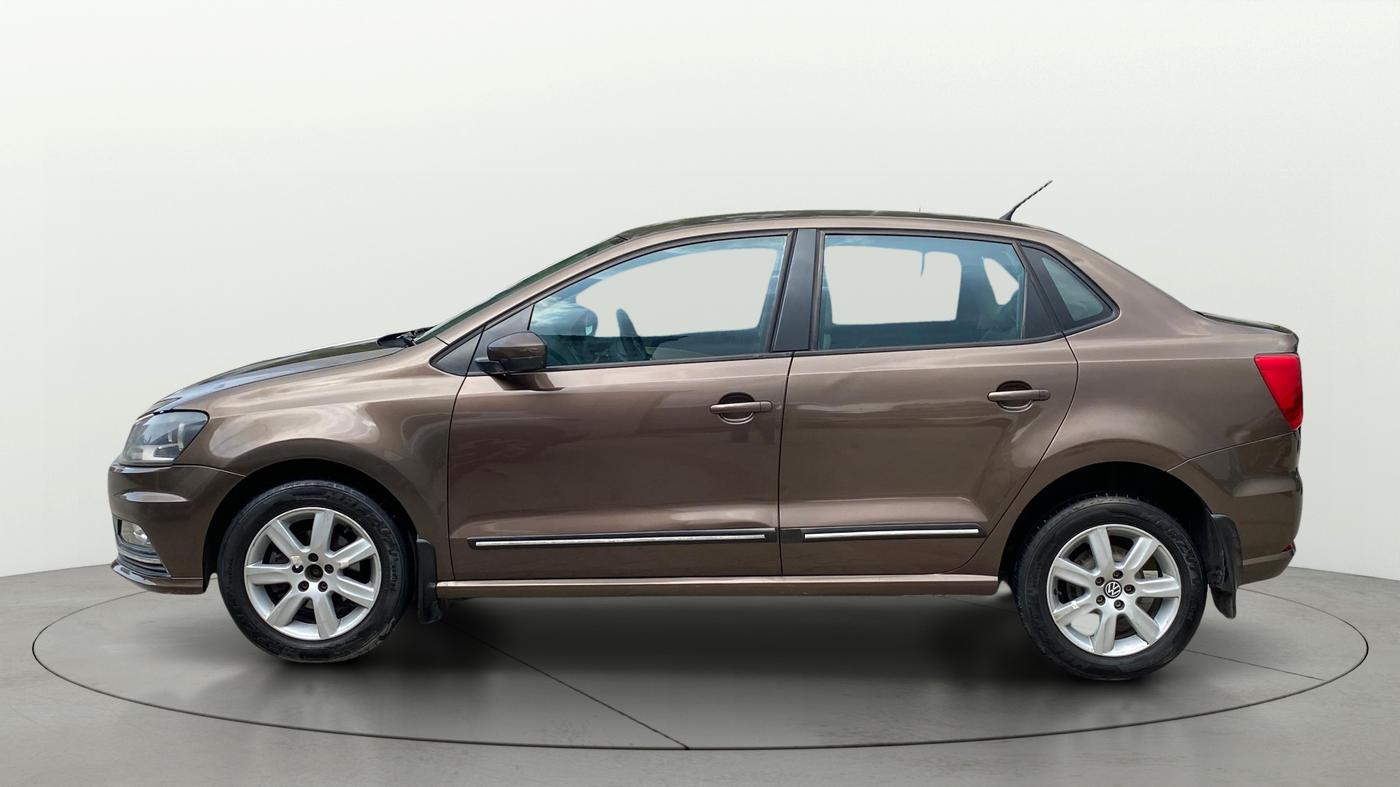 2016 Volkswagen Ameo COMFORTLINE 1.5L, Diesel, Manual, 1,34,068 km, Left Side
