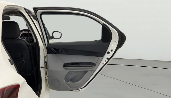 2023 Tata Tiago XT (O) PETROL, Petrol, Manual, 34,833 km, RHS Rear Door