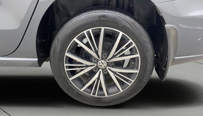 2017 Volkswagen Vento ALLSTAR 1.6, Petrol, Manual, 1,10,750 km, Left Rear Wheel