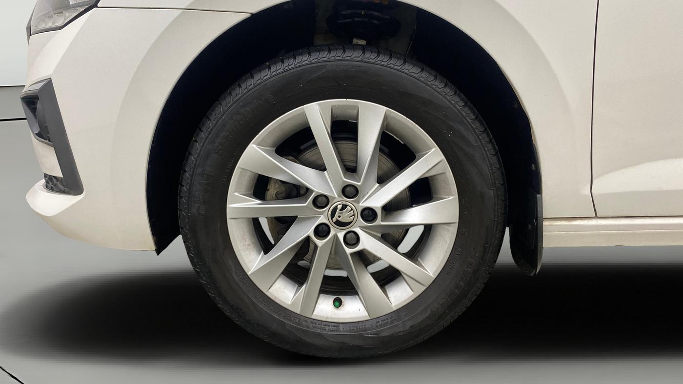 2023 Skoda SLAVIA AMBITION 1.0L TSI AT, Petrol, Automatic, 26,720 km, Left Front Wheel
